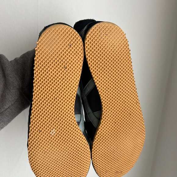 RARE ASICS Onitsuka Tiger - black and grey - women's 7.5 - Picture 7 of 8